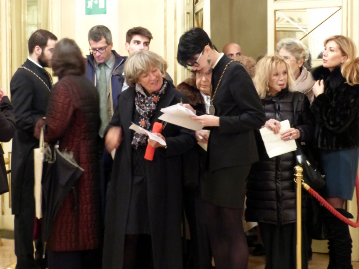 All'ingresso del foyer (foto Matilde Garelli)