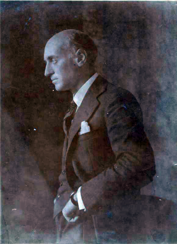 FOTO GIOVANILE 1-800